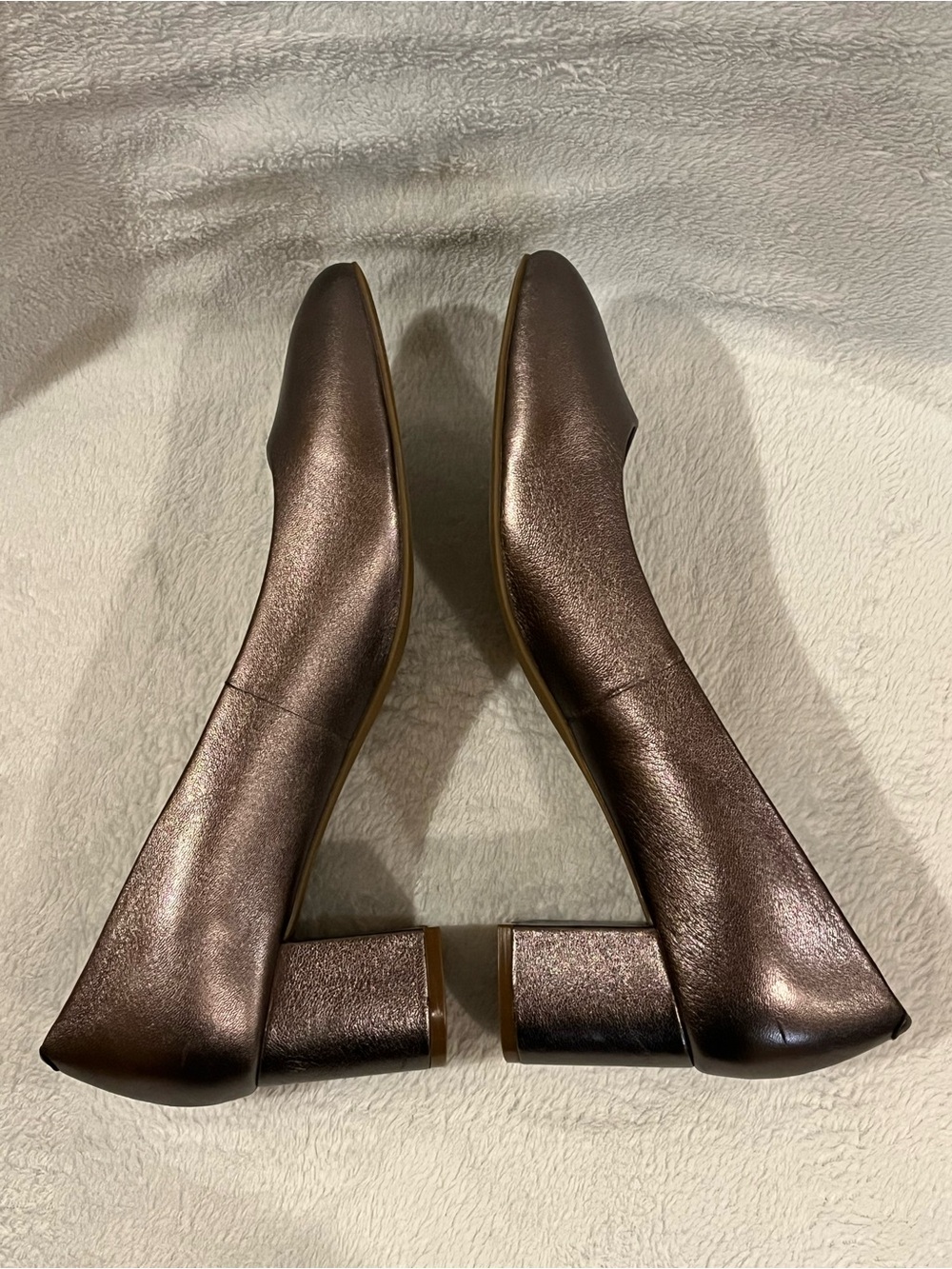 Aerosoles block heel pumps Round toe, arch support, padded. Silver metallic 10.5 - Picture 12 of 12